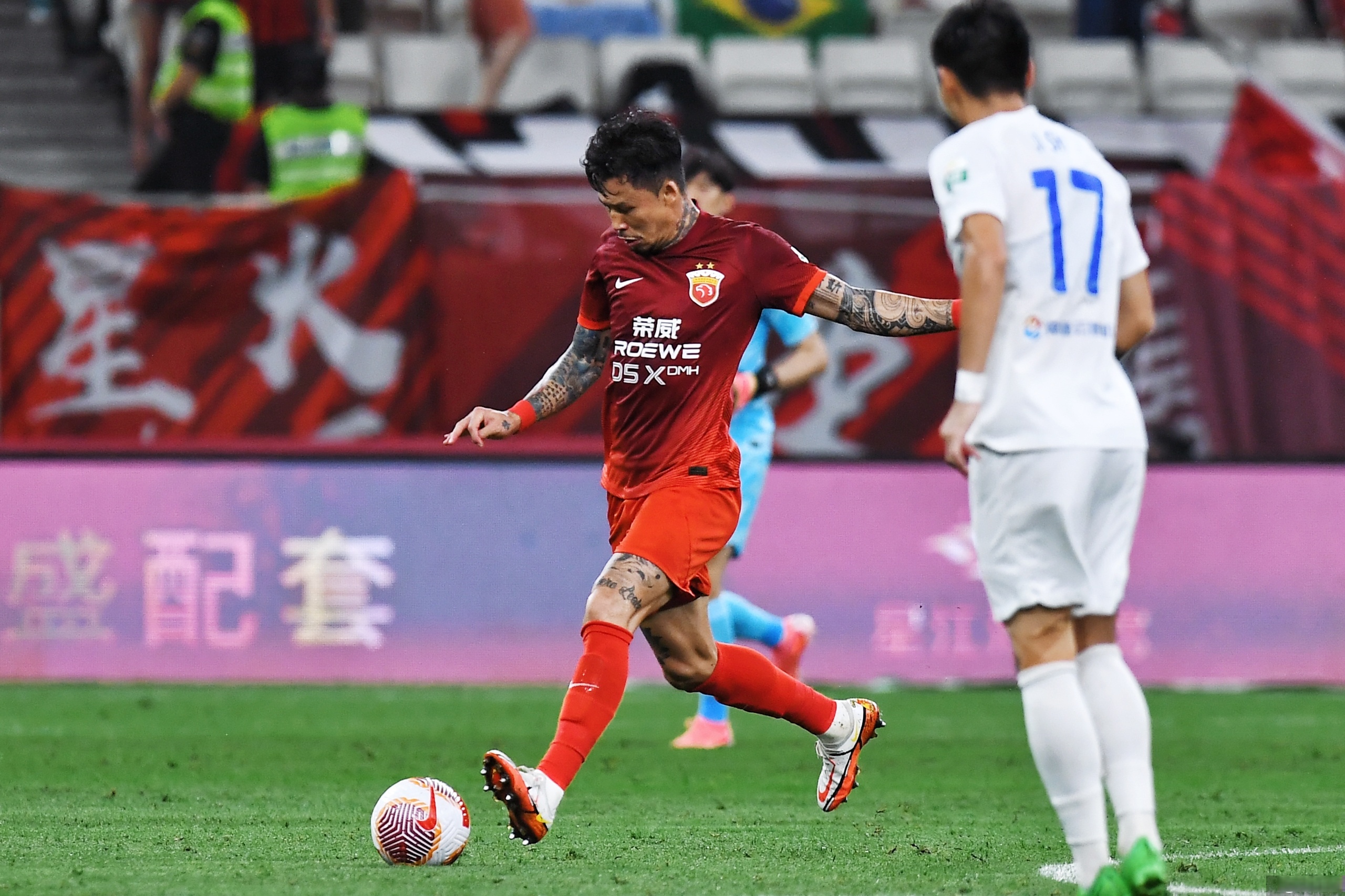 转折点门兴格拉德巴赫远射贴柱;中超赛后攻防权衡;悬念犹存;赛季目标并未改变(斯图加特vs门兴格拉德巴赫) 转折点门兴格拉德巴赫远射贴柱;中超赛后攻防权衡;悬念犹存;赛季目标并未改变(斯图加特vs门兴格拉德巴赫)