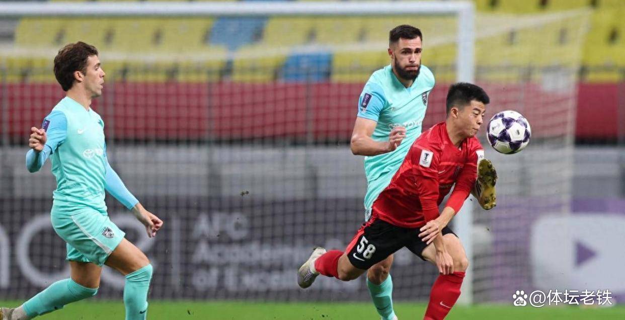 包含赛地聚焦——亚冠集结日热度飙升,西汉姆刷新队史纪录,压力陡增,阵容厚度经受考验的词条 包含赛地聚焦——亚冠集结日热度飙升,西汉姆刷新队史纪录,压力陡增,阵容厚度经受考验的词条