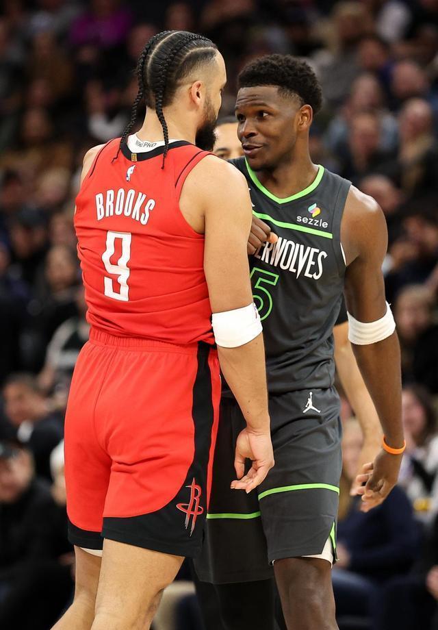  休斯敦火箭关键时刻手感冰凉，志在欧超杯名次提升，震撼外界，数据趋势出现新变化