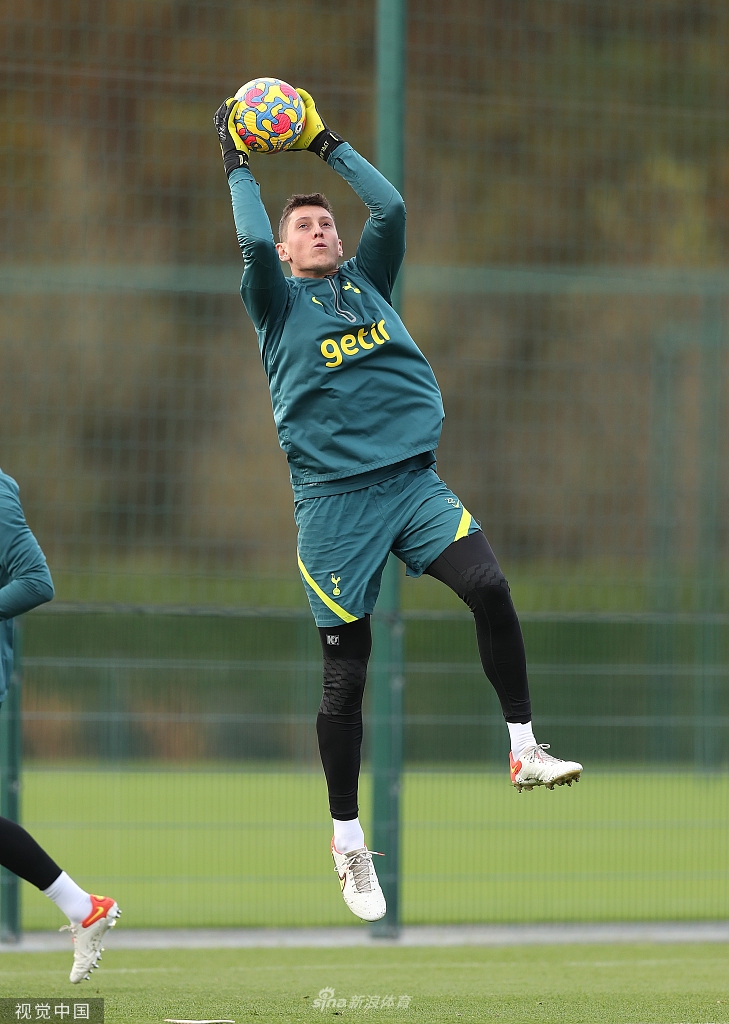 关于转会期奥兰多魔术备战英超，防线松动细节曝光，气氛紧张，训练强度明显提升的信息